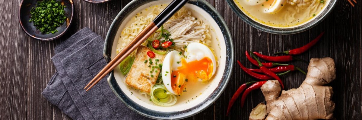 Miso-Suppe mit Enoki-Pilzen - Miso-Suppe mit Enoki - Rezept