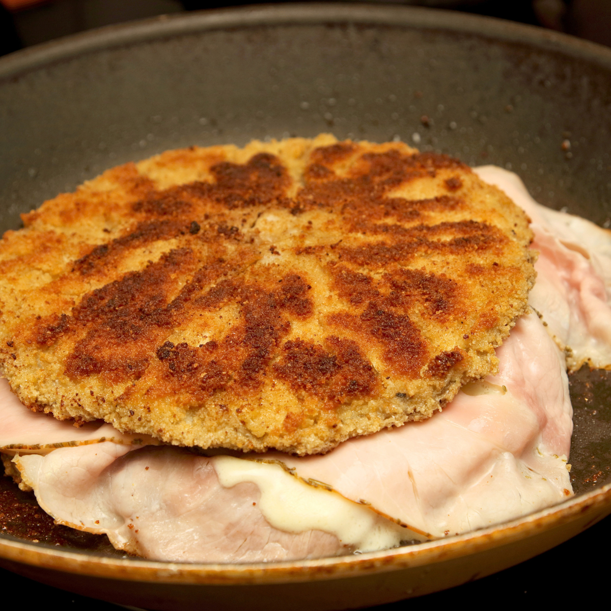 Parasol-Cordon-Bleu in der Pfanne
