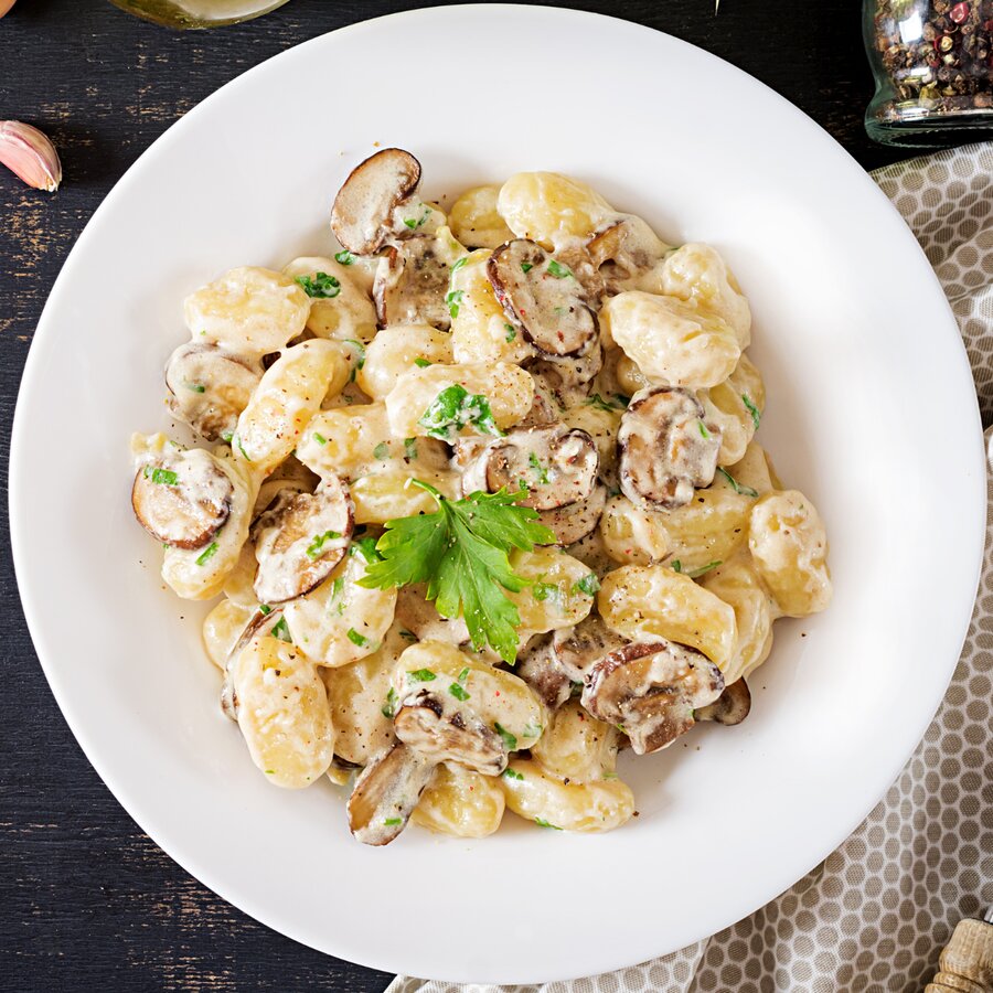 Pioppino für die Gnocchi-Pilz-Pfanne